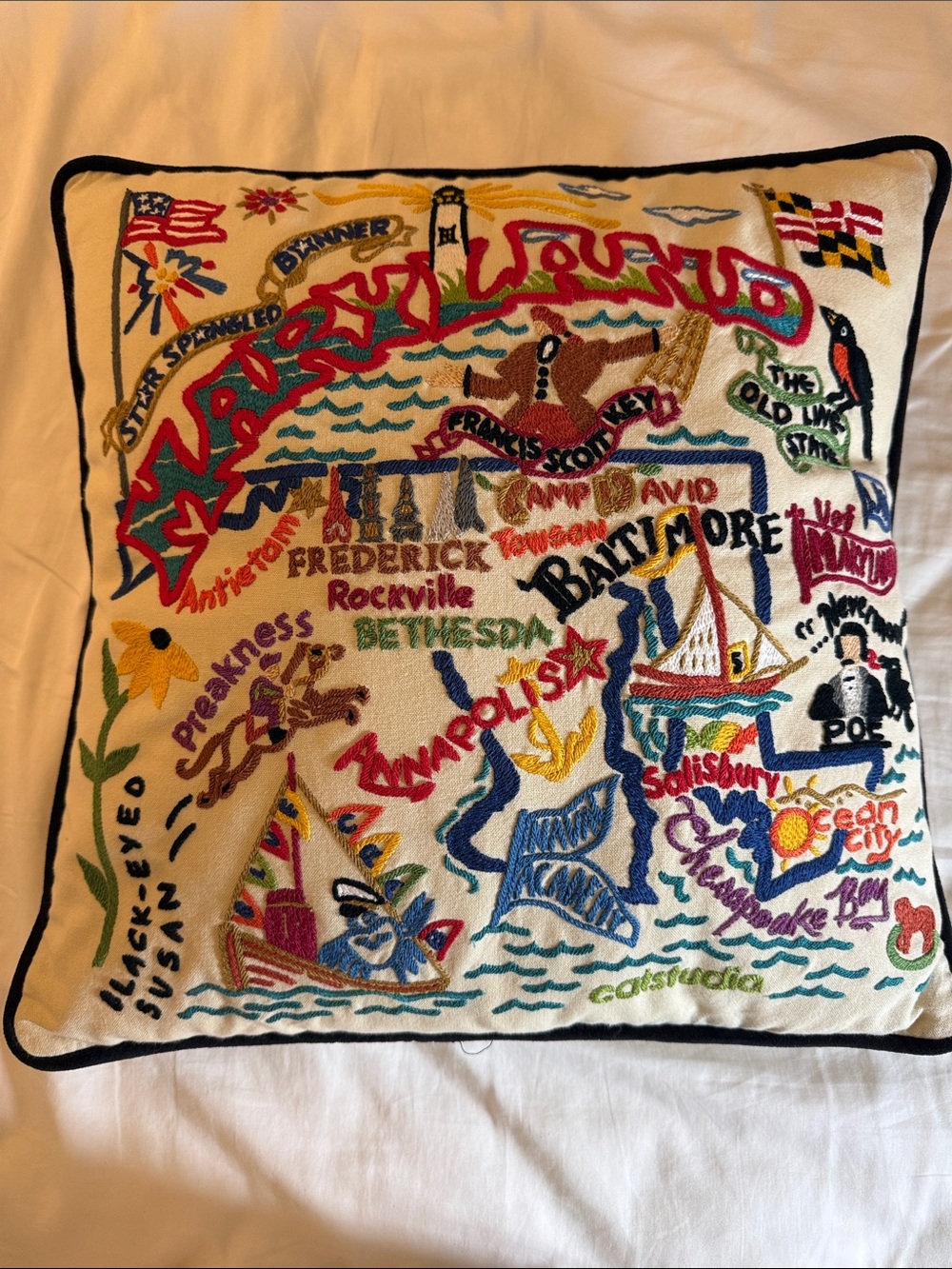 Catstudio Maryland hand embroidered